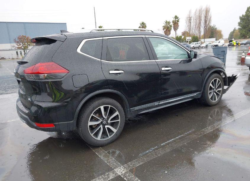 Photo 4 of 2020 Nissan Rogue SL FWD (VIN 5N1AT2MT3LC728521)