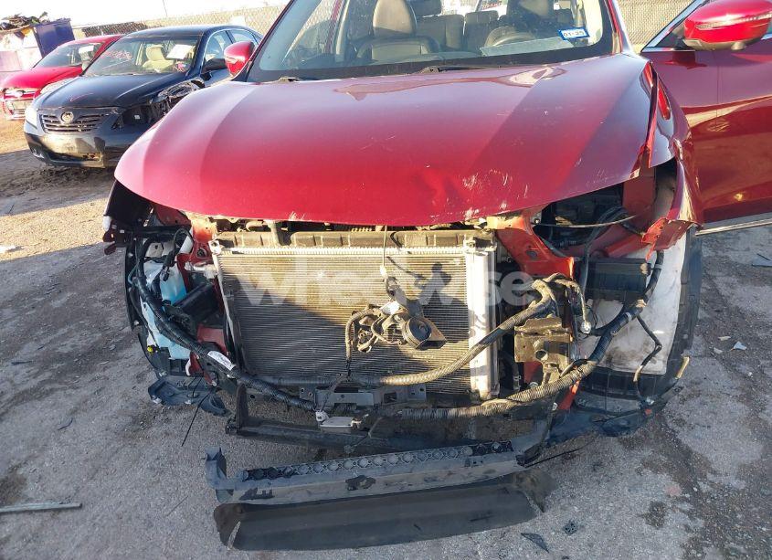 Photo 6 of 2020 Nissan Rogue SL FWD (VIN 5N1AT2MT3LC740653)