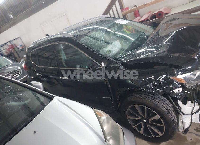 Photo 13 of 2020 Nissan Rogue SL FWD (VIN 5N1AT2MT3LC759347)