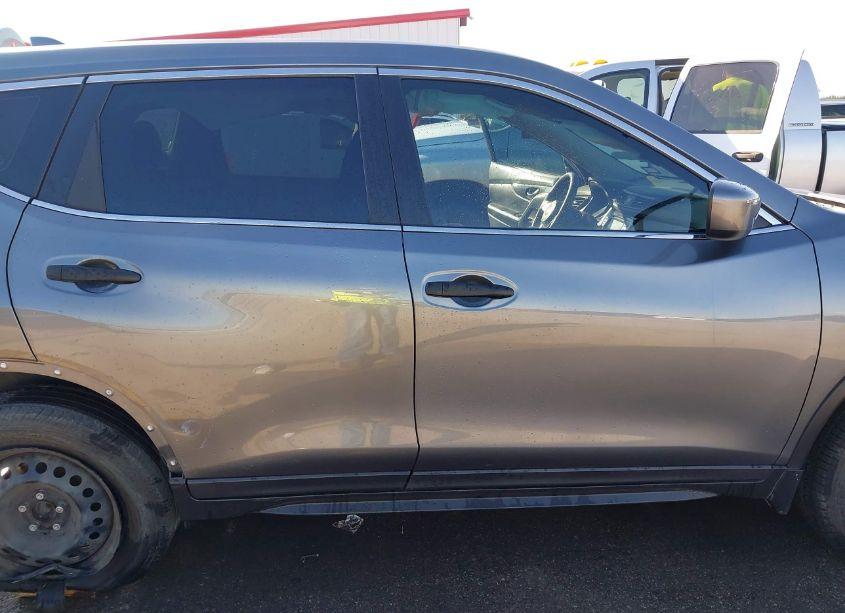 Photo 13 of 2020 Nissan Rogue S FWD (VIN 5N1AT2MT3LC800852)