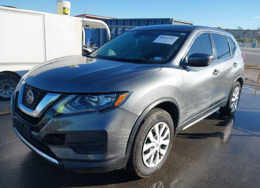 Photo 2 of 2020 Nissan Rogue S FWD (VIN 5N1AT2MT3LC800852)