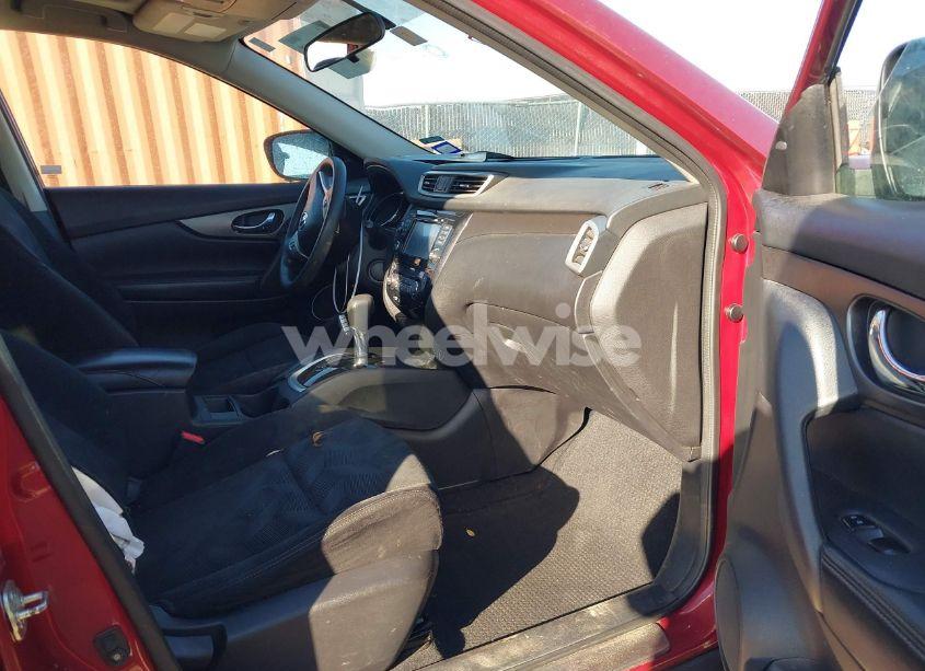 Photo 5 of 2014 Nissan Rogue SV (VIN 5N1AT2MT4EC804007)