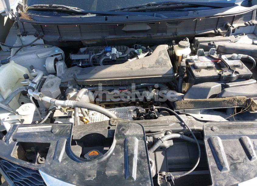 Photo 10 of 2015 Nissan Rogue SL (VIN 5N1AT2MT4FC757403)