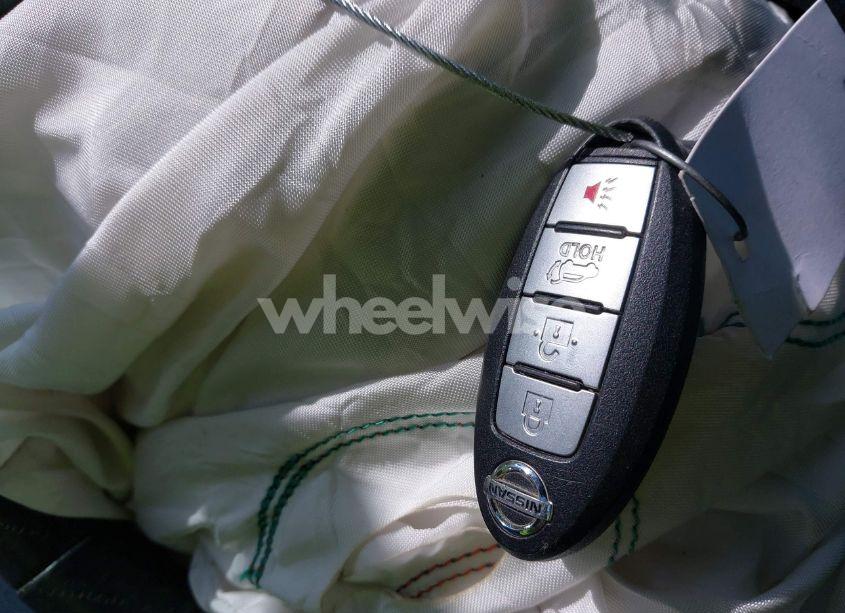 Photo 11 of 2015 Nissan Rogue SL (VIN 5N1AT2MT4FC757403)