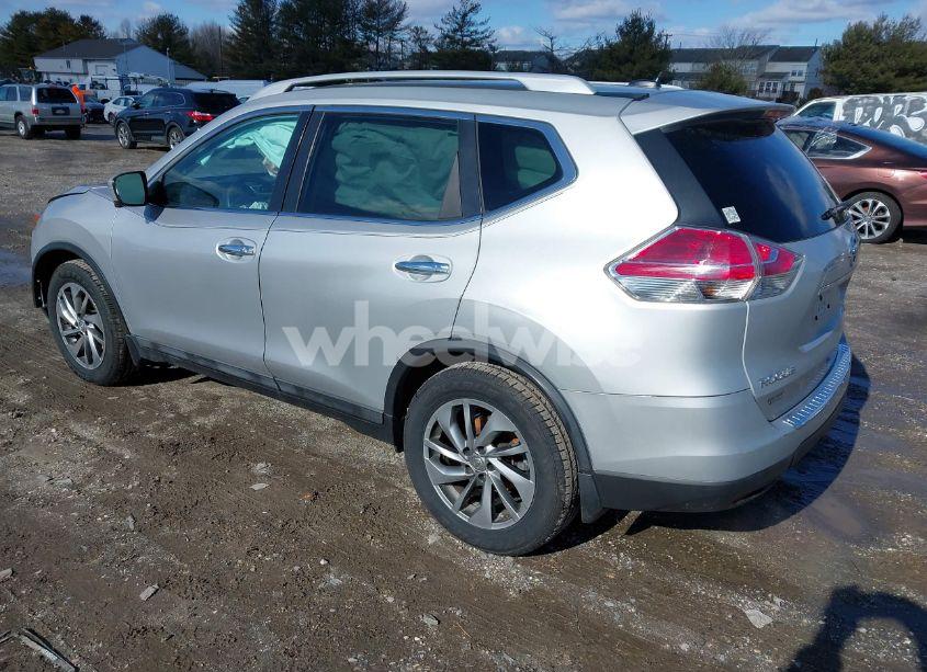 Photo 3 of 2015 Nissan Rogue SL (VIN 5N1AT2MT4FC757403)