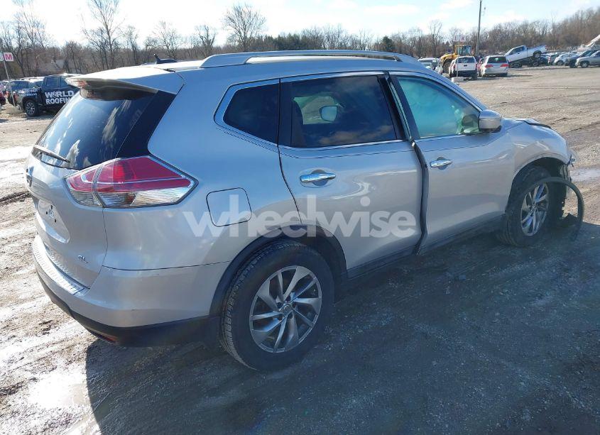 Photo 4 of 2015 Nissan Rogue SL (VIN 5N1AT2MT4FC757403)