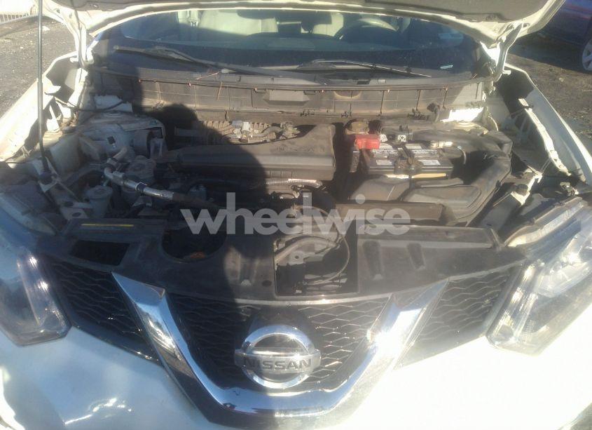 Photo 10 of 2015 Nissan Rogue SL (VIN 5N1AT2MT4FC768126)