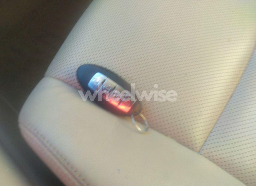 Photo 11 of 2015 Nissan Rogue SL (VIN 5N1AT2MT4FC768126)