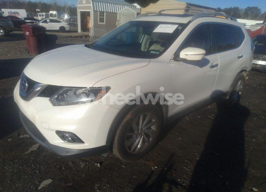 Photo 2 of 2015 Nissan Rogue SL (VIN 5N1AT2MT4FC768126)