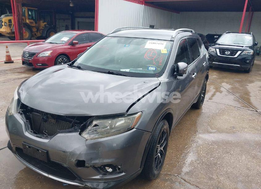 Photo 2 of 2015 Nissan Rogue SL (VIN 5N1AT2MT4FC773875)