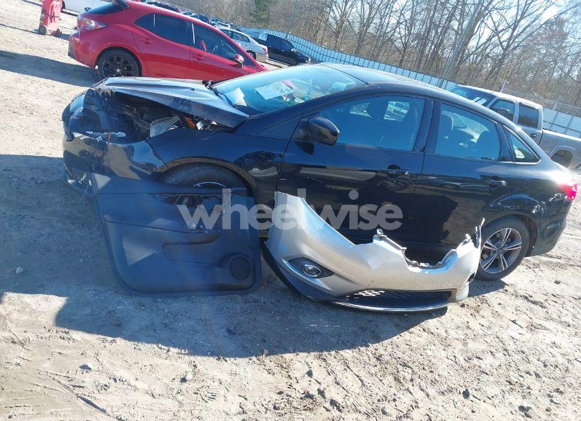 Photo 12 of 2015 Nissan Rogue SL (VIN 5N1AT2MT4FC800072)