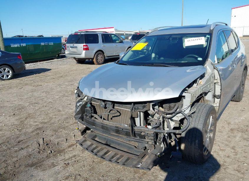 Photo 6 of 2015 Nissan Rogue SL (VIN 5N1AT2MT4FC800072)