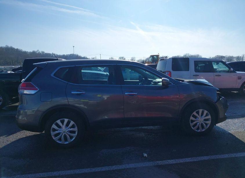 Photo 13 of 2015 Nissan Rogue S (VIN 5N1AT2MT4FC823044)