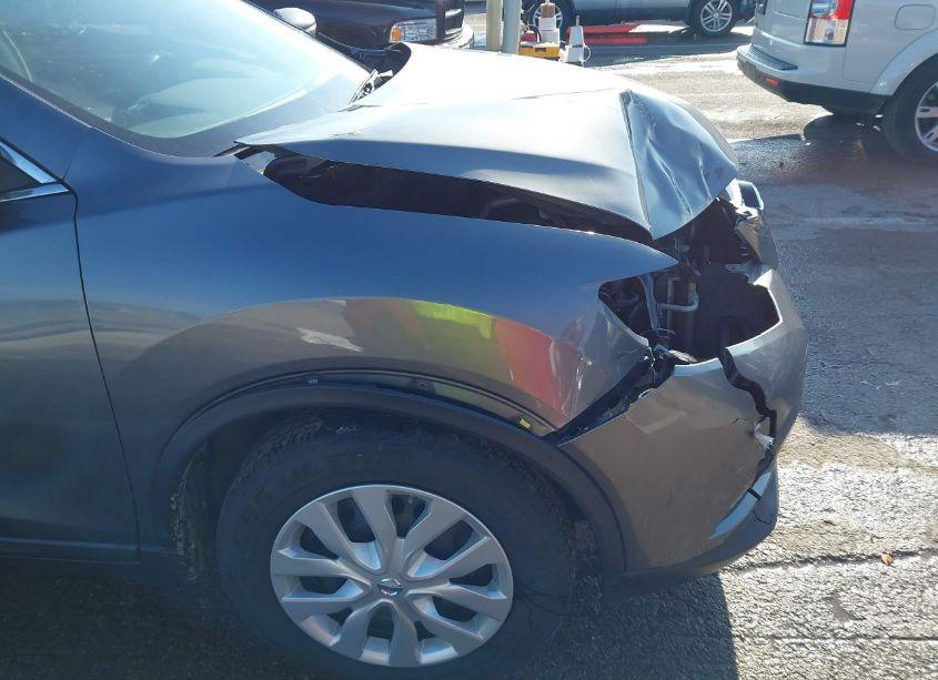 Photo 18 of 2015 Nissan Rogue S (VIN 5N1AT2MT4FC823044)