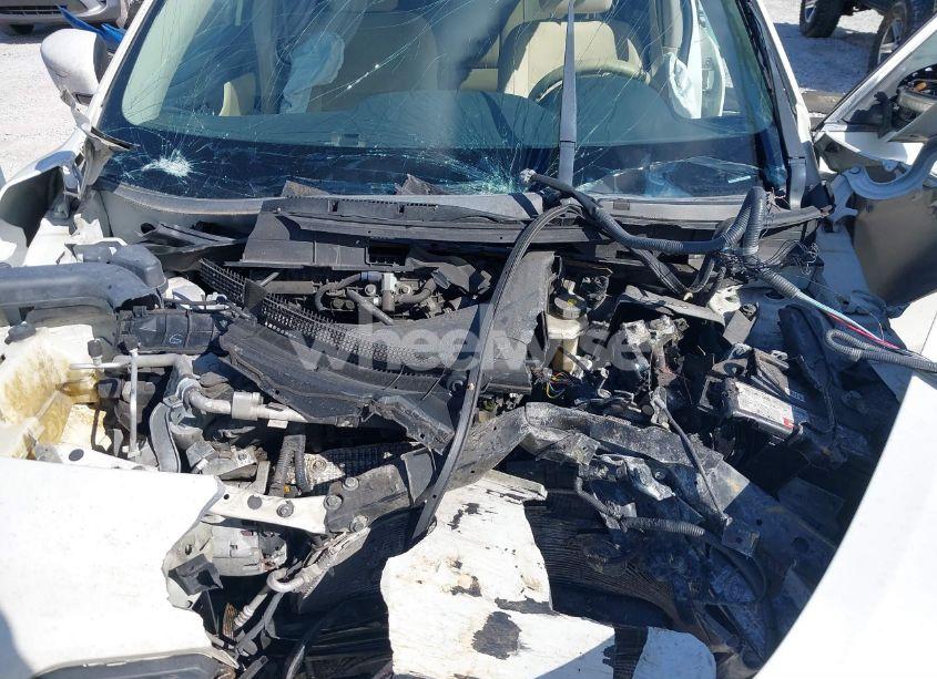 Photo 10 of 2015 Nissan Rogue SV (VIN 5N1AT2MT4FC916288)