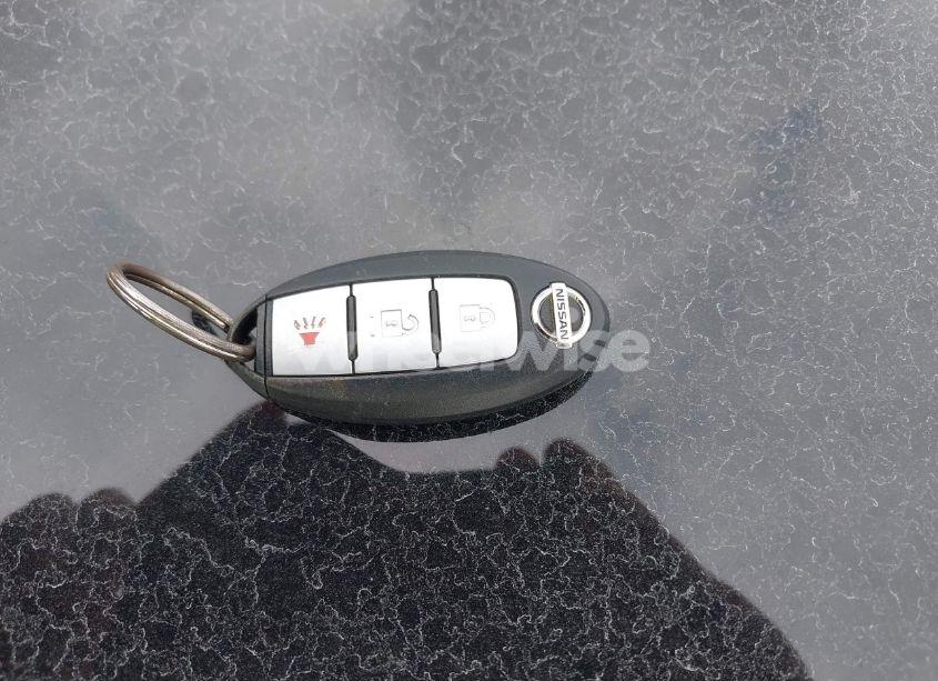 Photo 11 of 2015 Nissan Rogue SV (VIN 5N1AT2MT4FC916288)