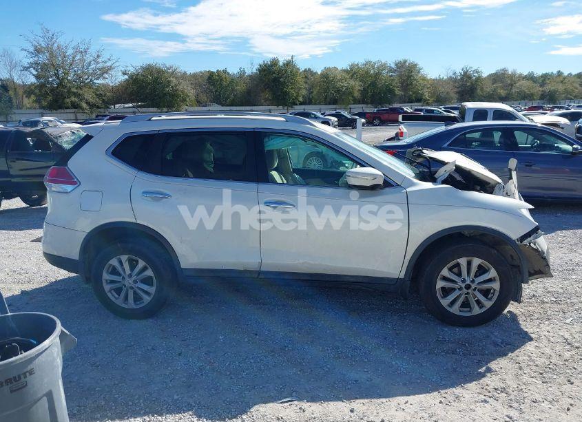 Photo 14 of 2015 Nissan Rogue SV (VIN 5N1AT2MT4FC916288)