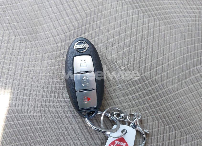 Photo 11 of 2015 Nissan Rogue SV (VIN 5N1AT2MT4FC921992)