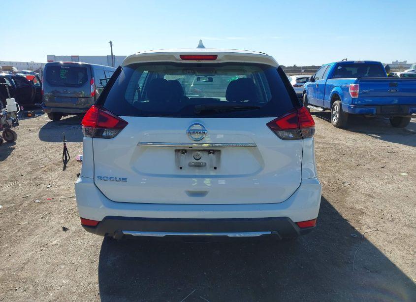 Photo 16 of 2017 Nissan Rogue S (VIN 5N1AT2MT4HC790064)