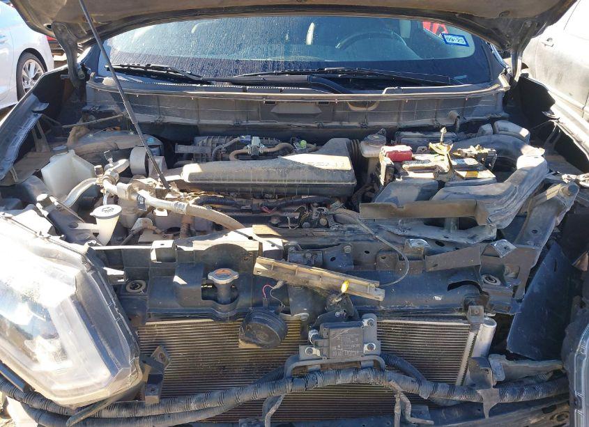 Photo 10 of 2017 Nissan Rogue SL (VIN 5N1AT2MT4HC807123)