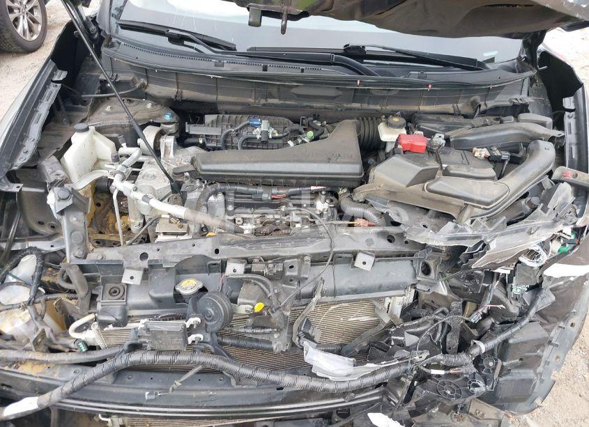 Photo 10 of 2017 Nissan Rogue SL (VIN 5N1AT2MT4HC830434)