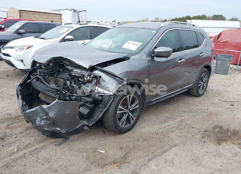 Photo 2 of 2017 Nissan Rogue SL (VIN 5N1AT2MT4HC830434)