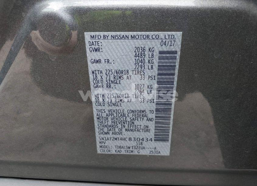 Photo 9 of 2017 Nissan Rogue SL (VIN 5N1AT2MT4HC830434)