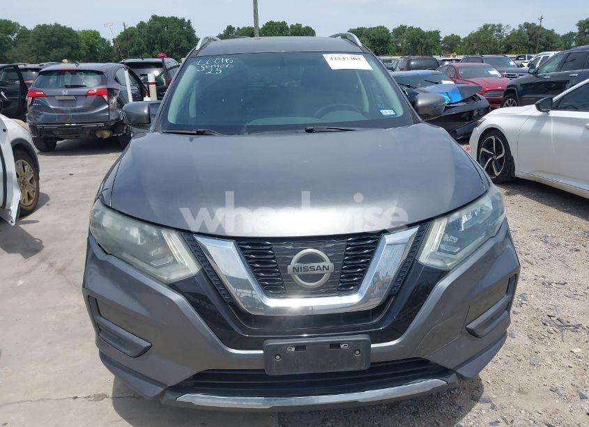Photo 12 of 2017 Nissan Rogue SV (VIN 5N1AT2MT4HC857620)
