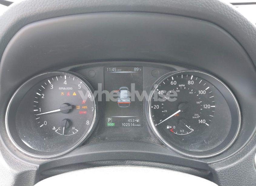 Photo 7 of 2017 Nissan Rogue SV (VIN 5N1AT2MT4HC857620)