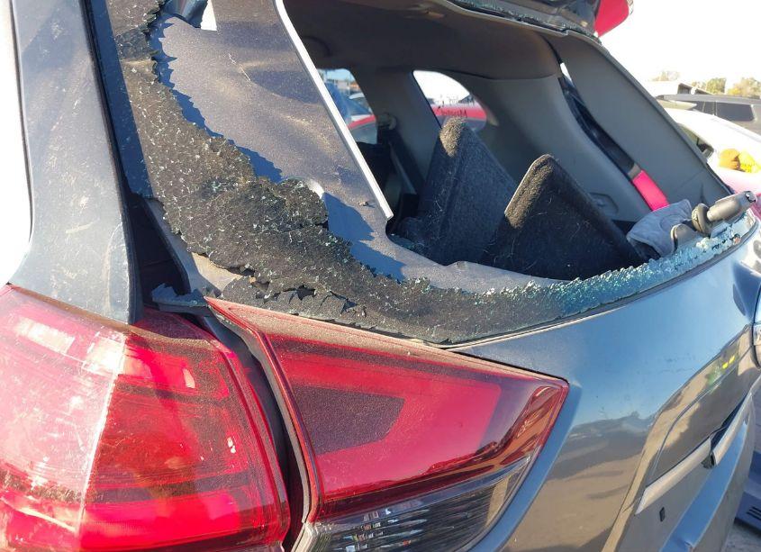 Photo 6 of 2017 Nissan Rogue S (VIN 5N1AT2MT4HC882064)