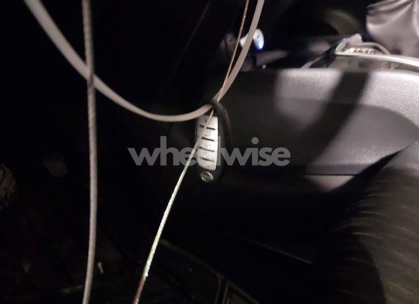 Photo 11 of 2017 Nissan Rogue SV (VIN 5N1AT2MT4HC897180)