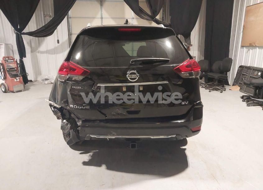 Photo 16 of 2017 Nissan Rogue SV (VIN 5N1AT2MT4HC897180)