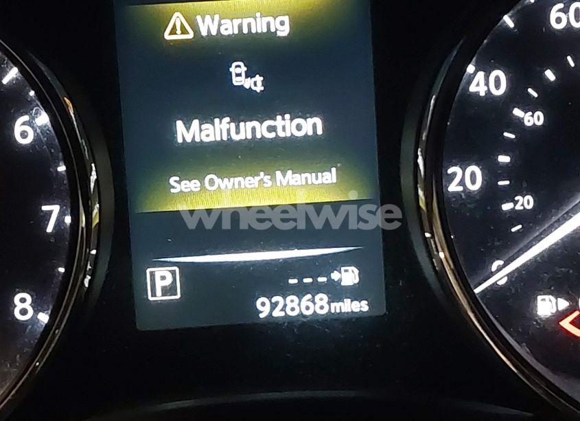 Photo 7 of 2017 Nissan Rogue SV (VIN 5N1AT2MT4HC897180)