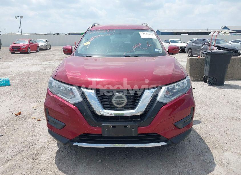 Photo 12 of 2018 Nissan Rogue SV (VIN 5N1AT2MT4JC702099)