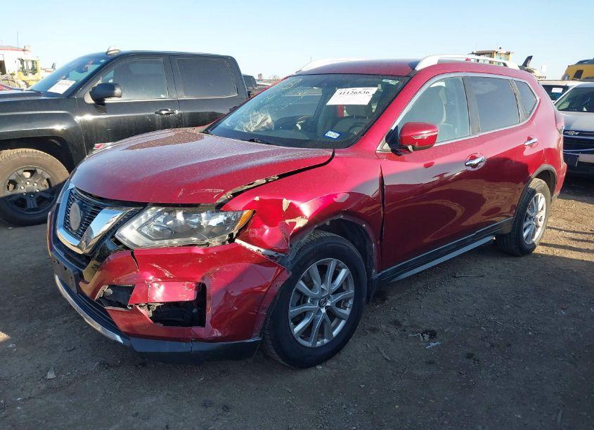 Photo 2 of 2018 Nissan Rogue SV (VIN 5N1AT2MT4JC720229)