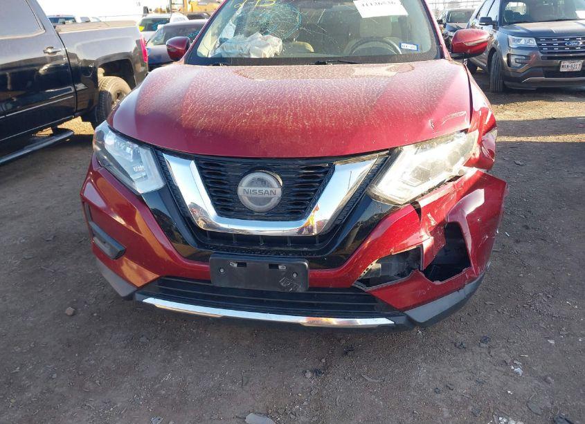 Photo 6 of 2018 Nissan Rogue SV (VIN 5N1AT2MT4JC720229)