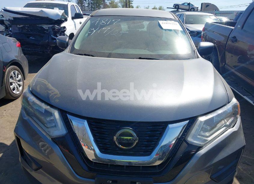 Photo 12 of 2018 Nissan Rogue S (VIN 5N1AT2MT4JC754817)