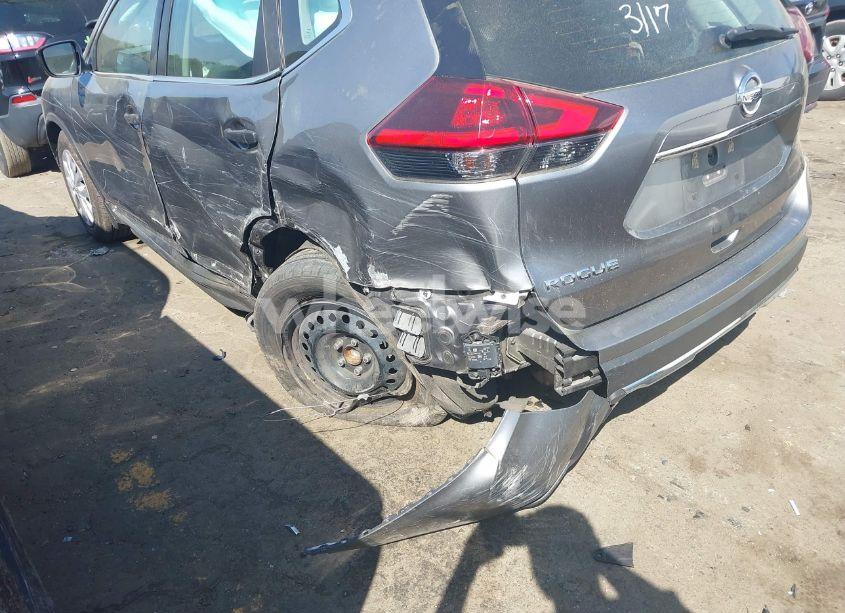 Photo 6 of 2018 Nissan Rogue S (VIN 5N1AT2MT4JC754817)