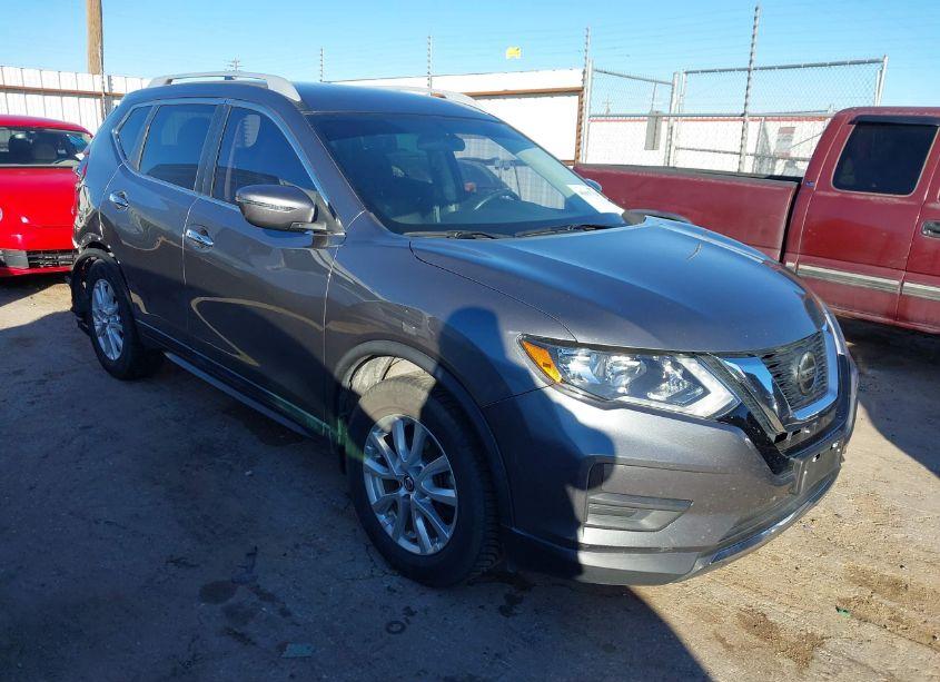 2018 Nissan Rogue SV (VIN 5N1AT2MT4JC774274) main photo