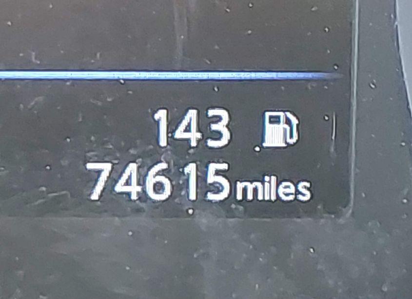 Photo 15 of 2018 Nissan Rogue SV (VIN 5N1AT2MT4JC774274)