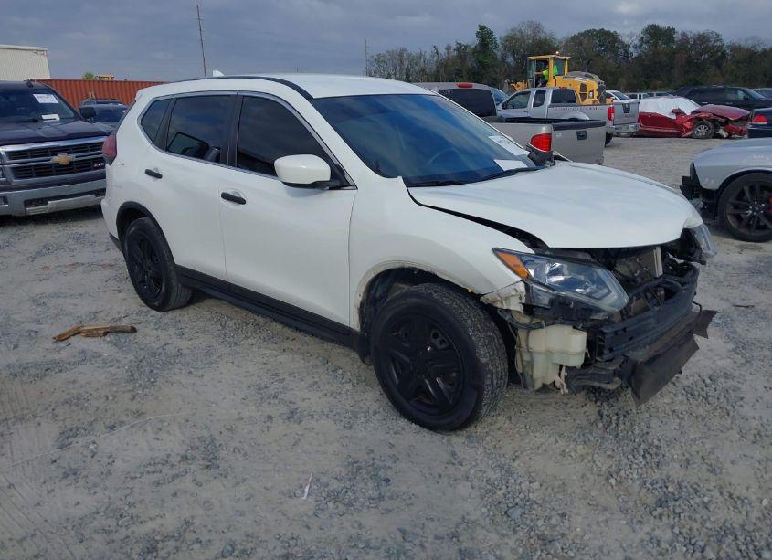 2018 Nissan Rogue S (VIN 5N1AT2MT4JC791267) main photo