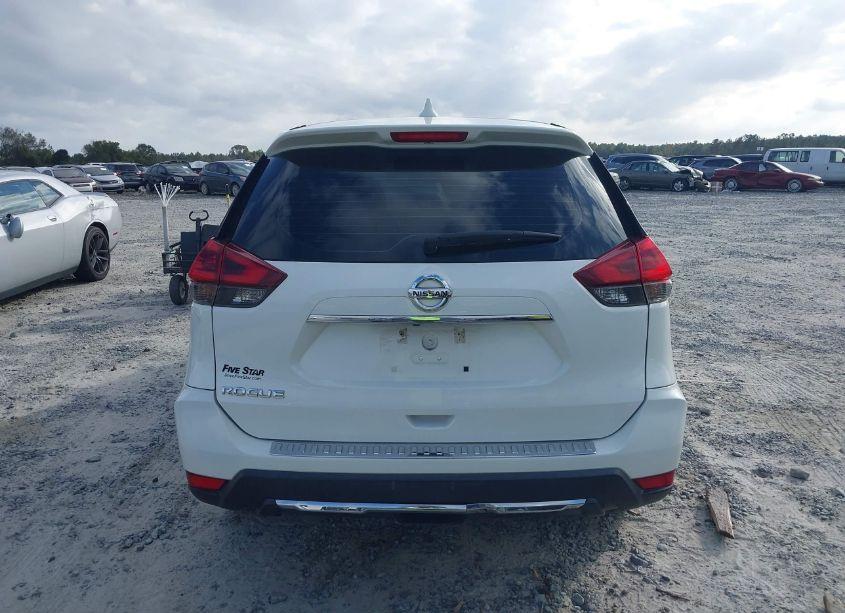 Photo 17 of 2018 Nissan Rogue S (VIN 5N1AT2MT4JC791267)