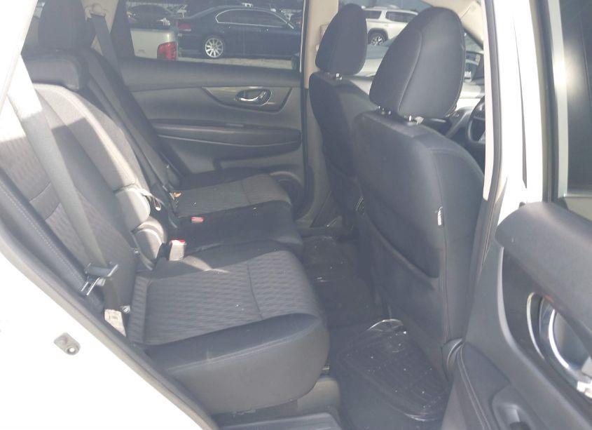 Photo 8 of 2018 Nissan Rogue S (VIN 5N1AT2MT4JC791267)