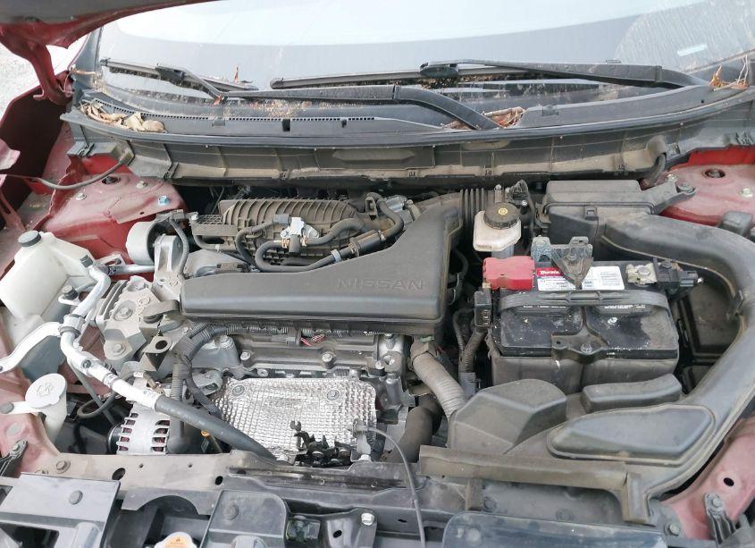 Photo 10 of 2018 Nissan Rogue SV (VIN 5N1AT2MT4JC847238)