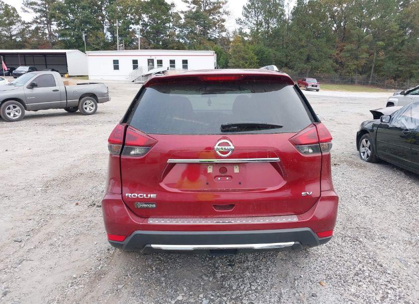 Photo 16 of 2018 Nissan Rogue SV (VIN 5N1AT2MT4JC847238)