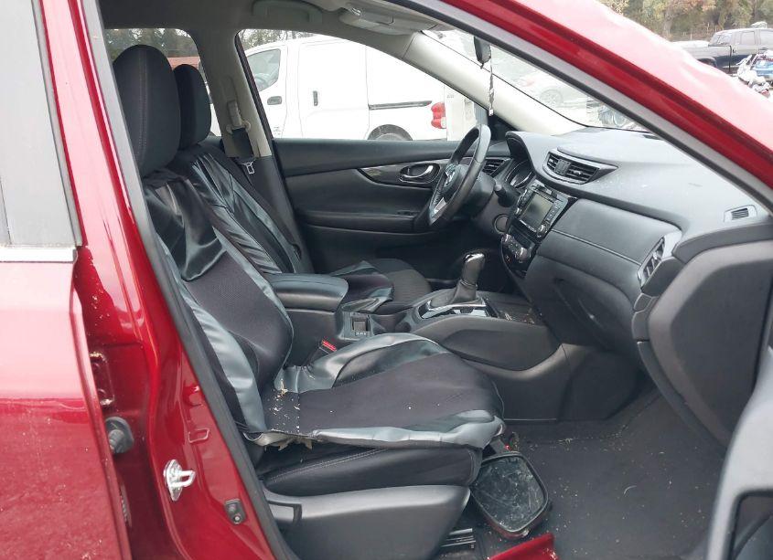 Photo 5 of 2018 Nissan Rogue SV (VIN 5N1AT2MT4JC847238)