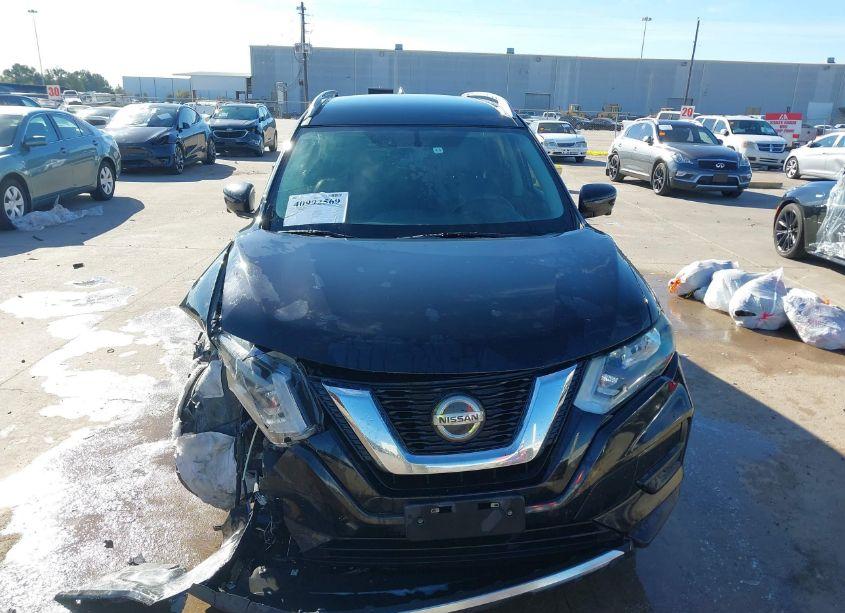 Photo 11 of 2018 Nissan Rogue SV (VIN 5N1AT2MT4JC847434)