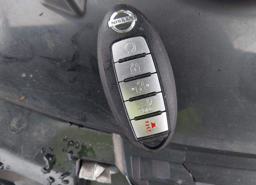 Photo 11 of 2019 Nissan Rogue SL (VIN 5N1AT2MT4KC718689)