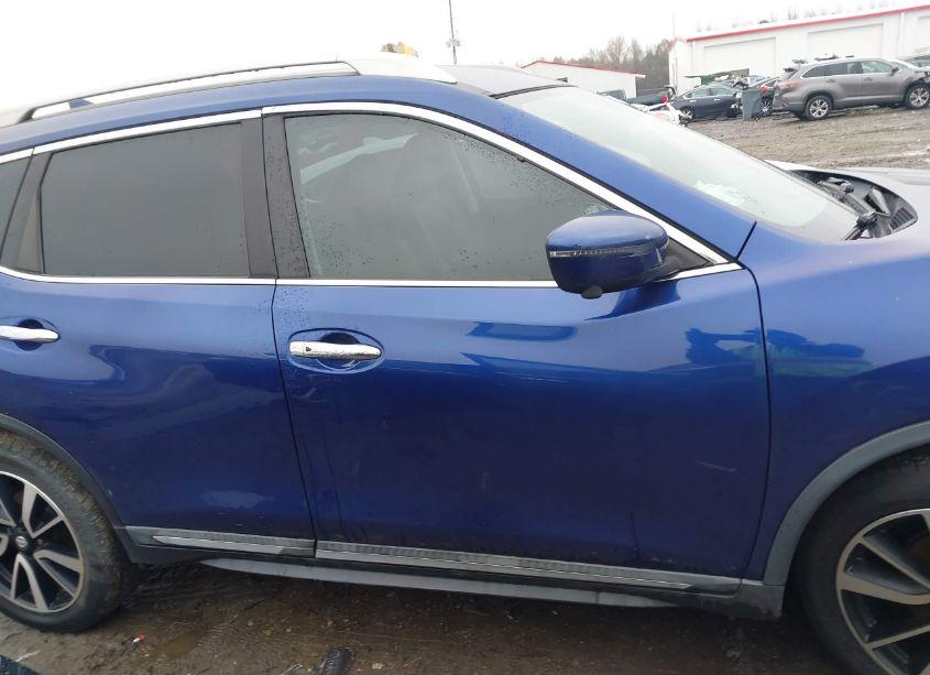 Photo 14 of 2019 Nissan Rogue SL (VIN 5N1AT2MT4KC718689)