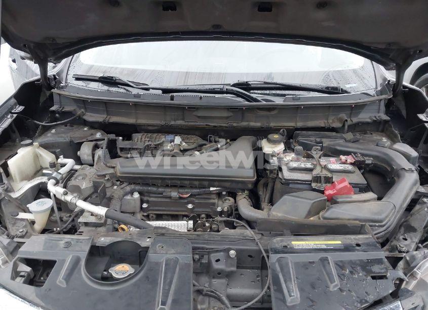 Photo 10 of 2019 Nissan Rogue SL (VIN 5N1AT2MT4KC784661)